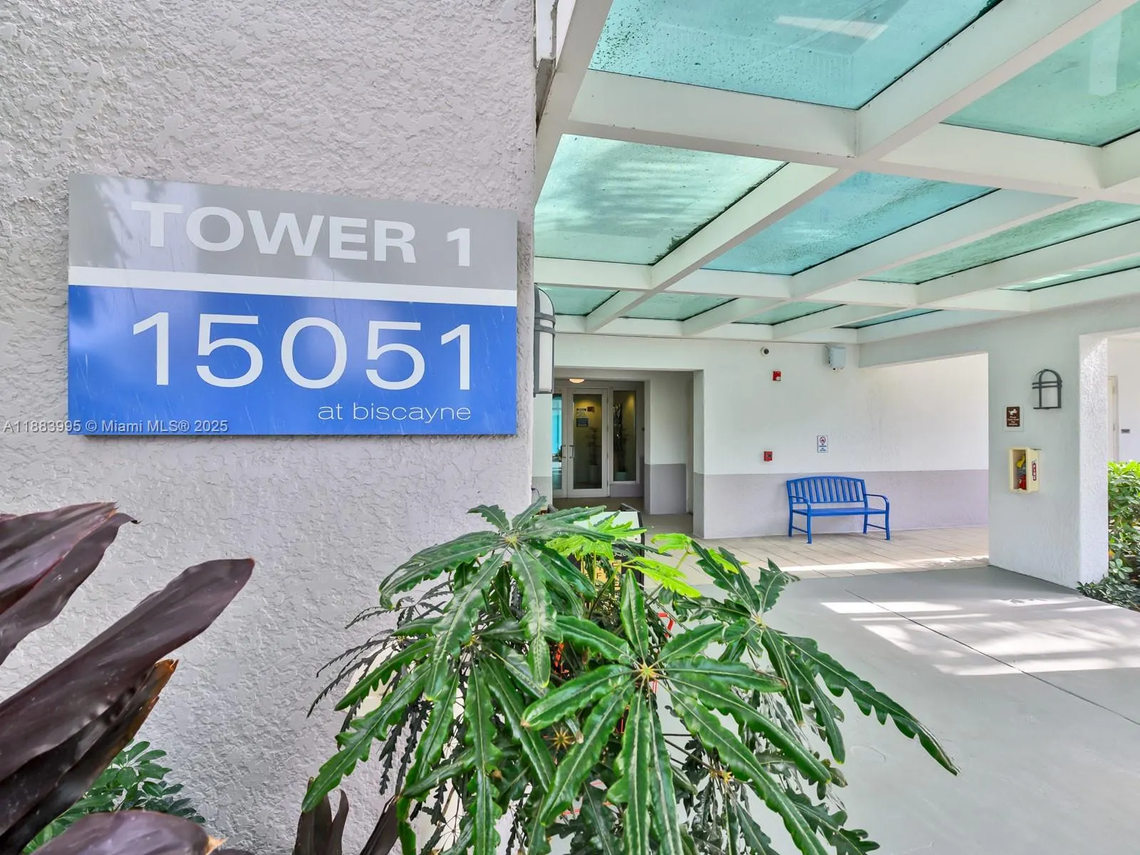 15051 Royal Oaks Ln, #906