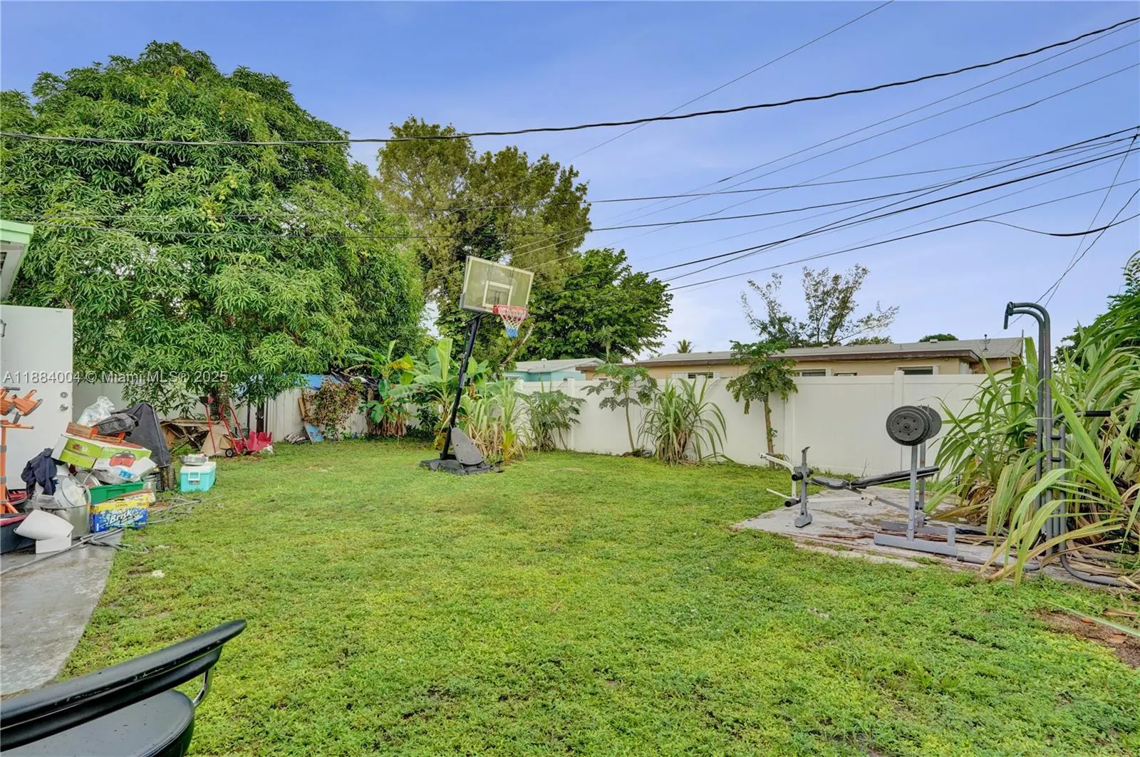 320 N 71st Ave