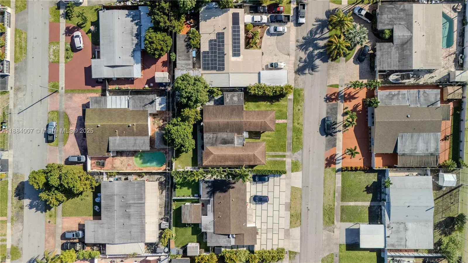 1231 W 60th Ter