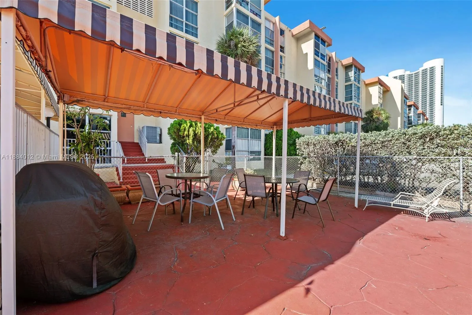 200 172nd St, #108