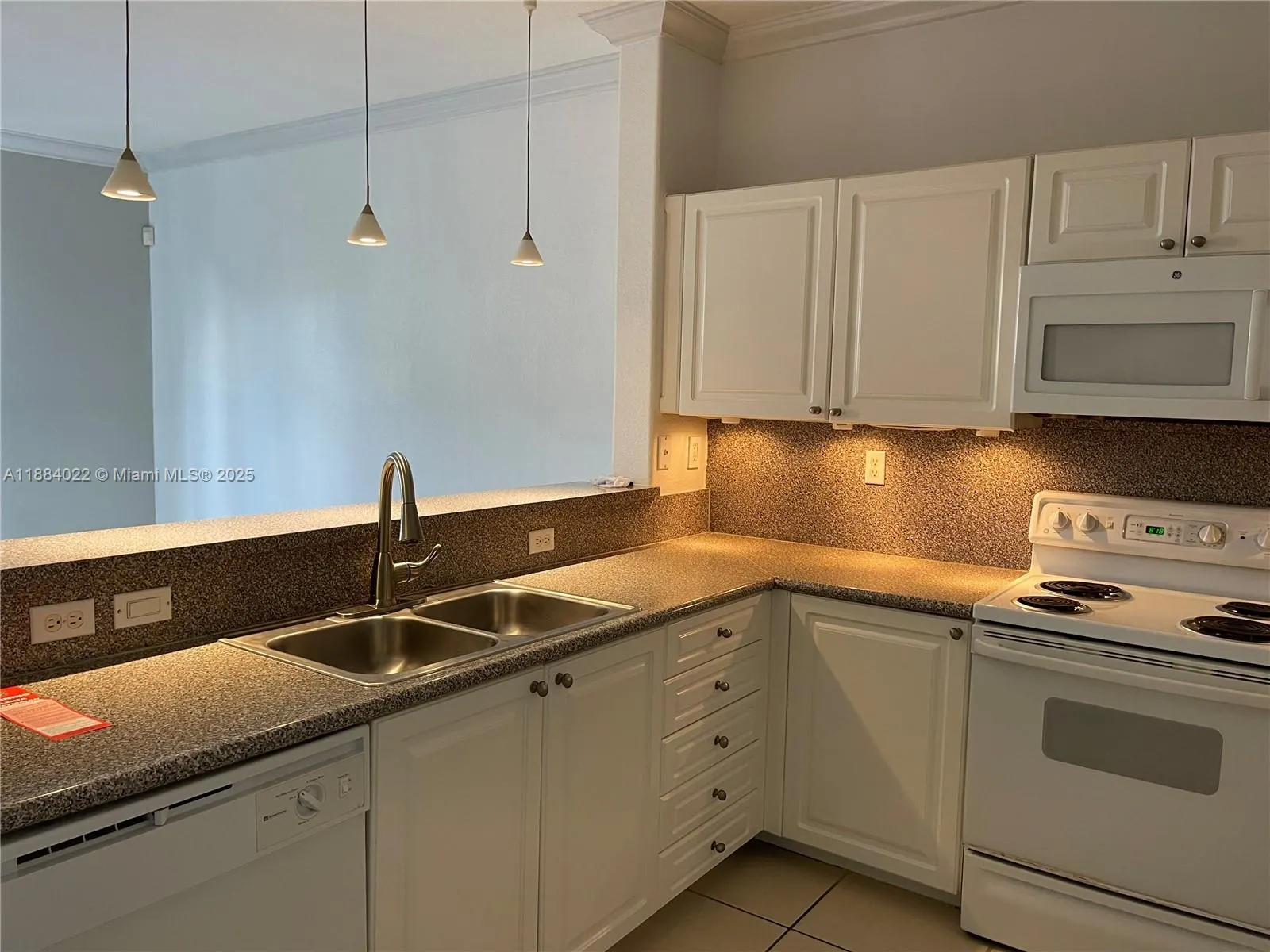 5430 NW 107th Ave, #609