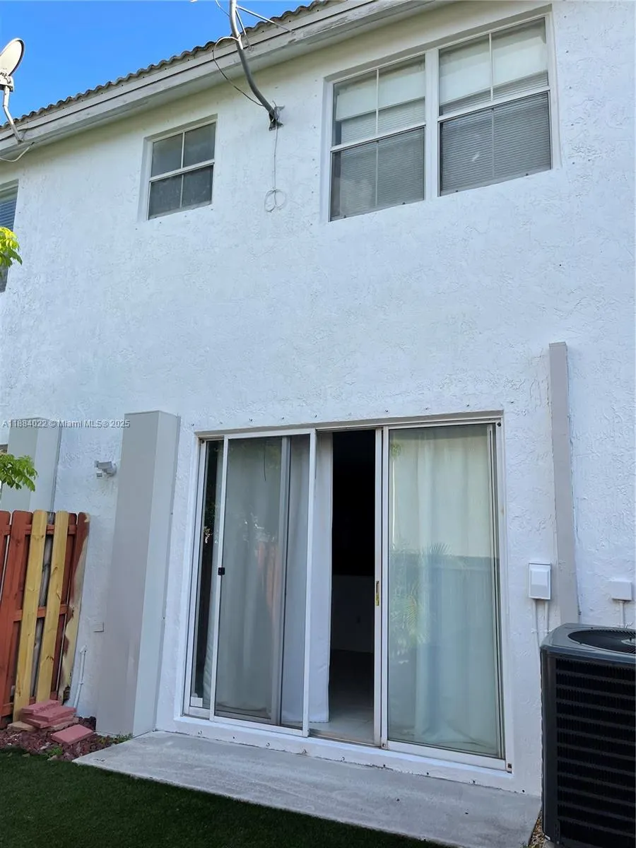 5430 NW 107th Ave, #609