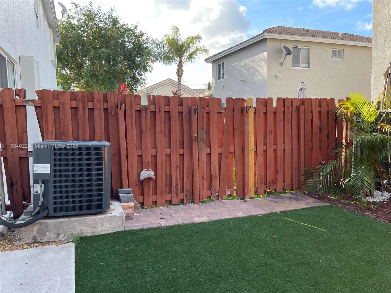 5430 NW 107th Ave, #609