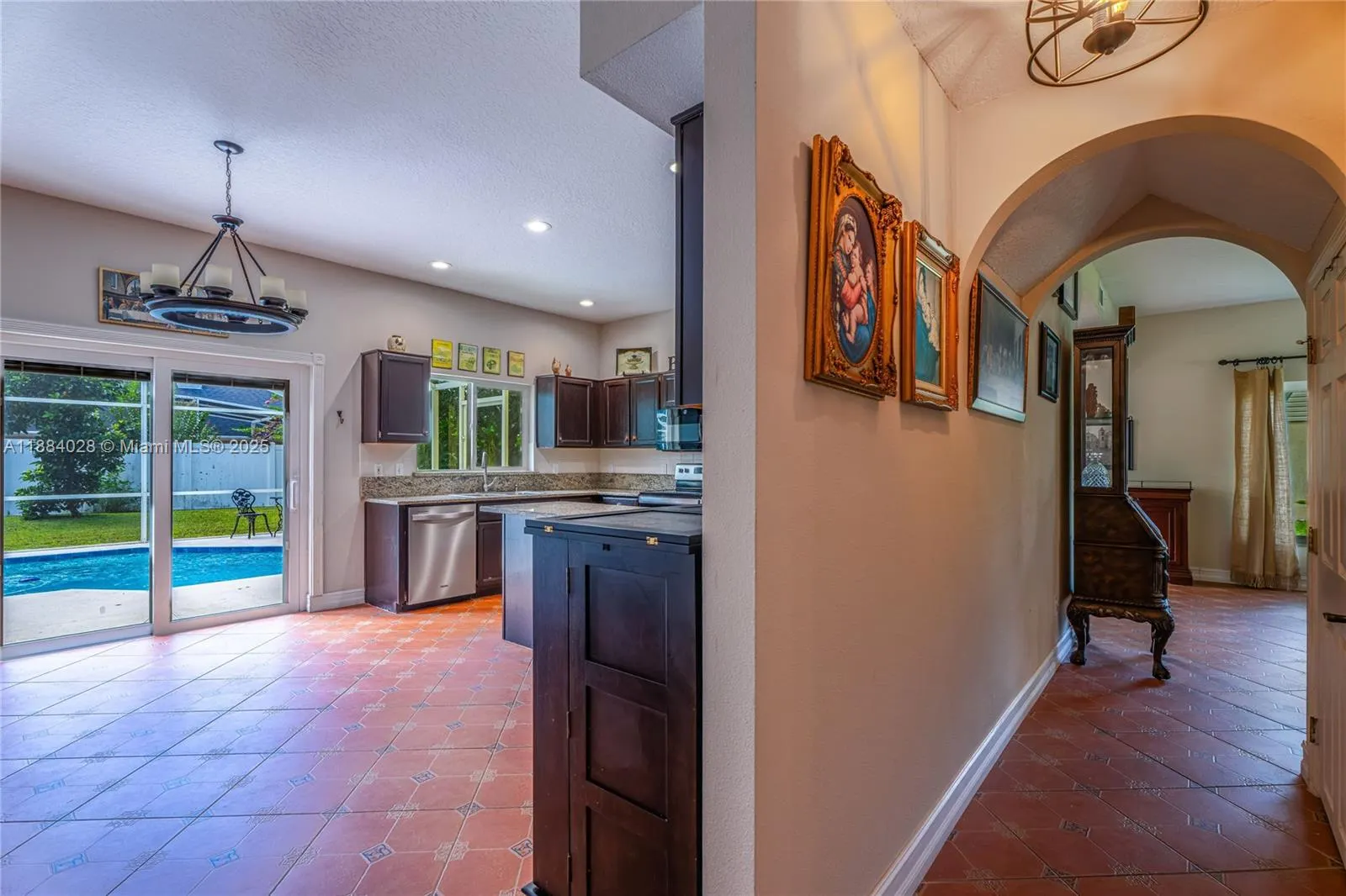 1963 S Prairie Dunes Ct