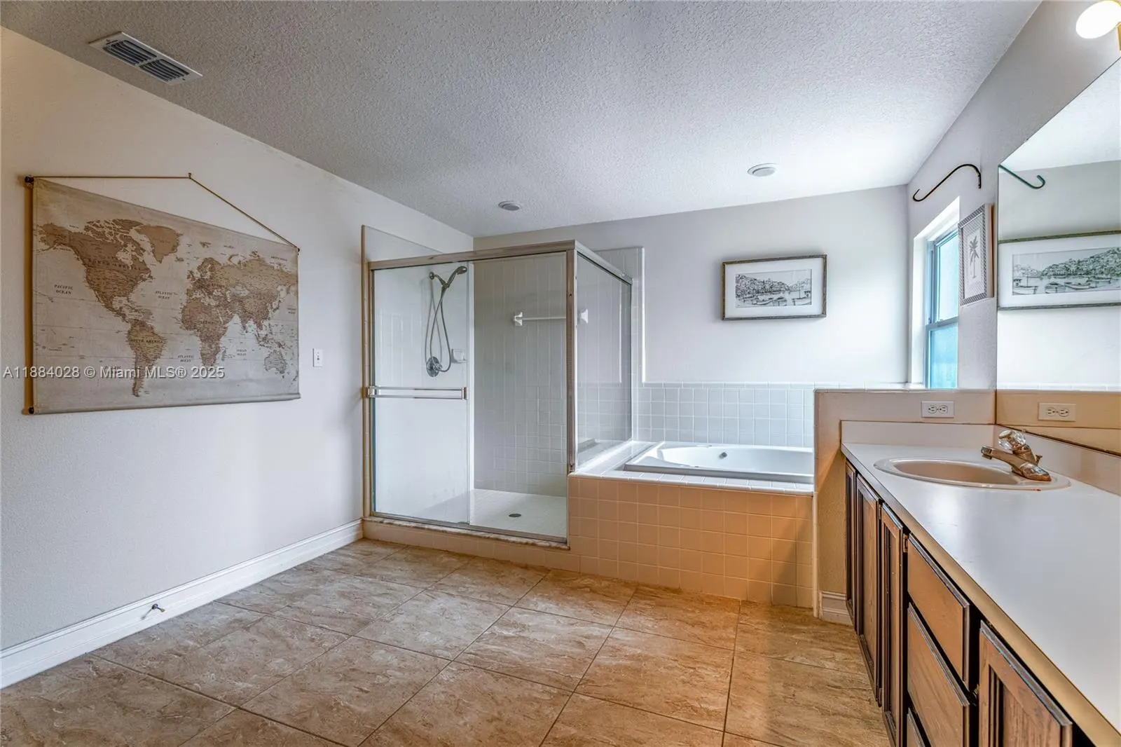 1963 S Prairie Dunes Ct