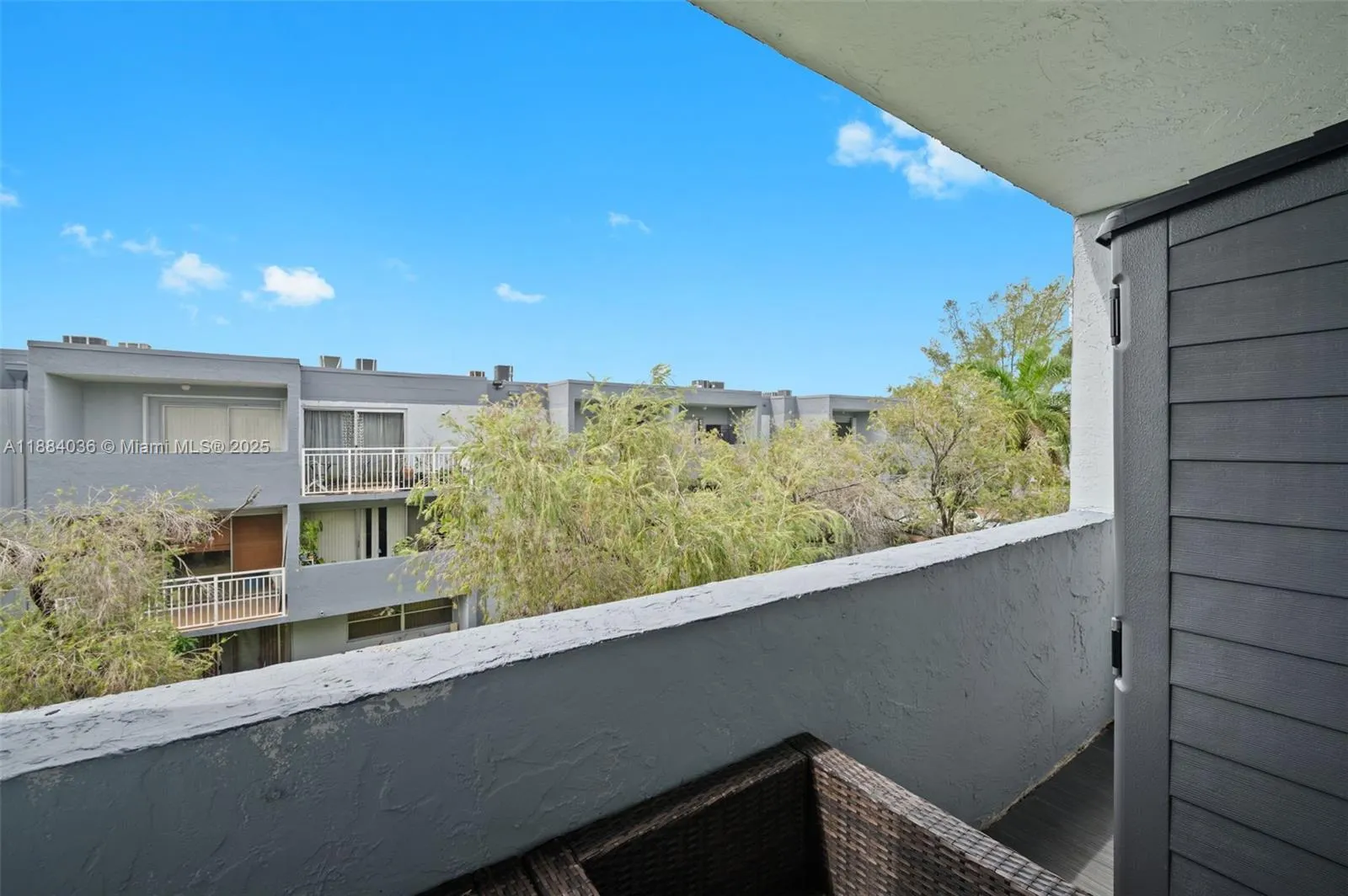 9373 Fontainebleau Blvd, #K212
