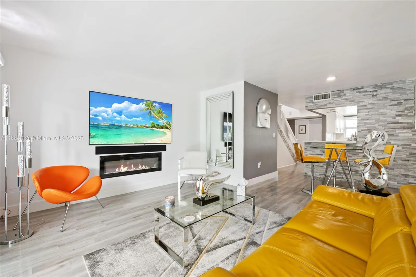 9373 Fontainebleau Blvd, #K212