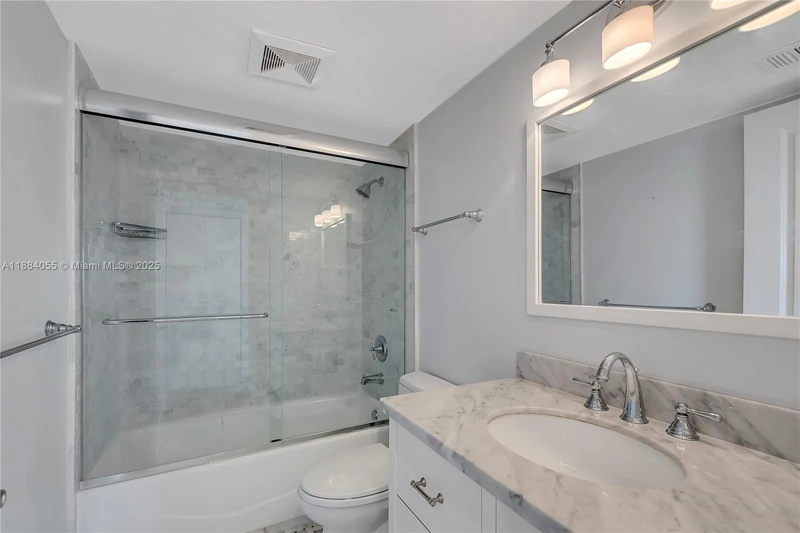 5415 Collins Ave, #506