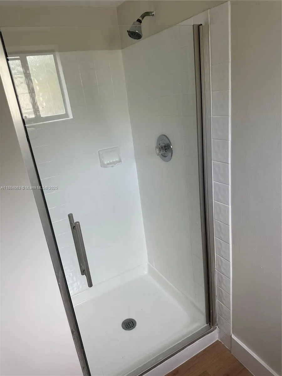 130 NW 60th Ave, #1-2