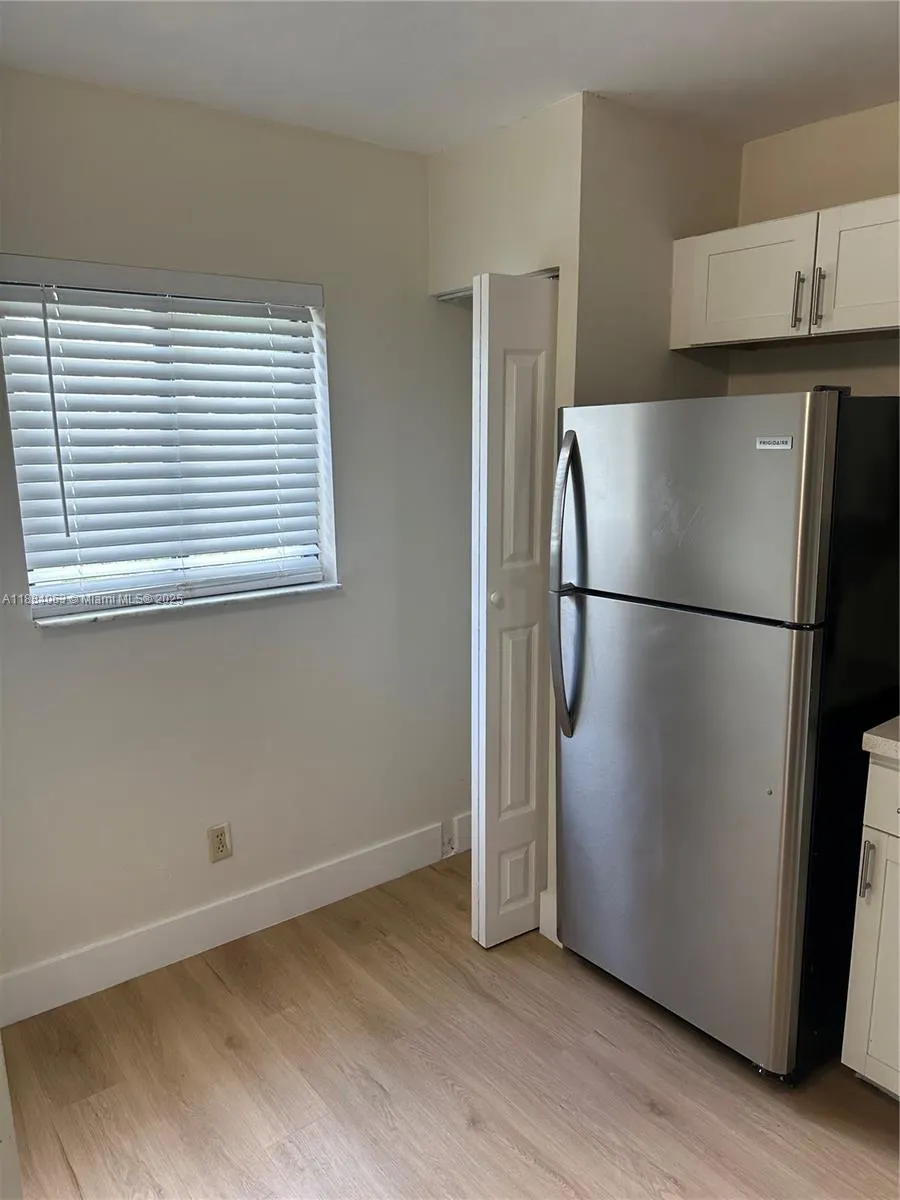 130 NW 60th Ave, #1-2