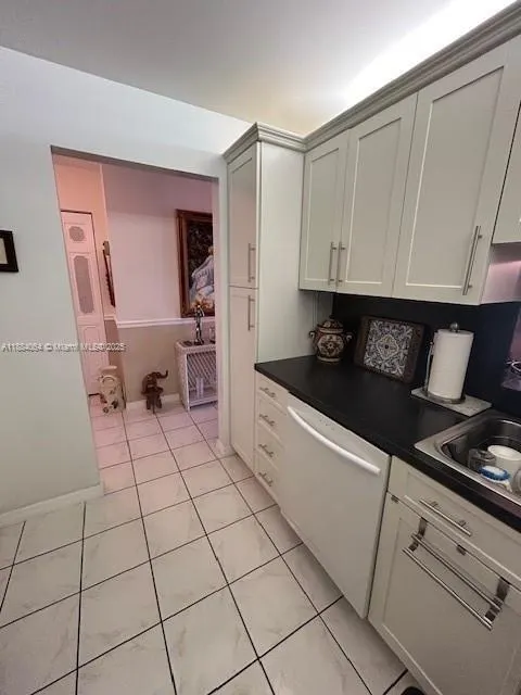 324 SE 10th St, #207