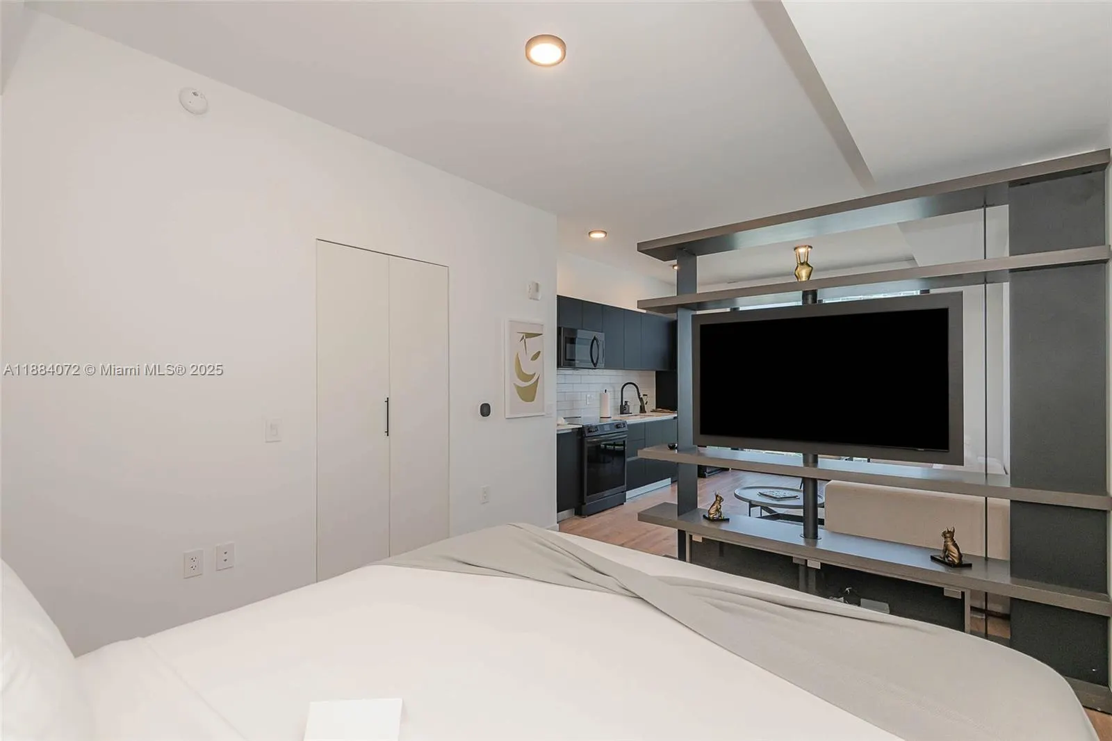 398 NE 5th St, #3003