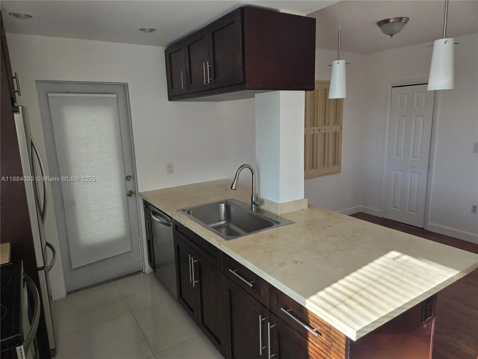 1075 92nd St, #502