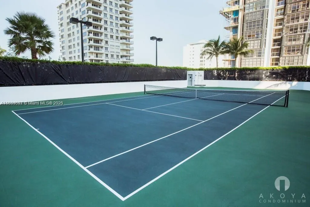 6365 Collins Ave, #4204