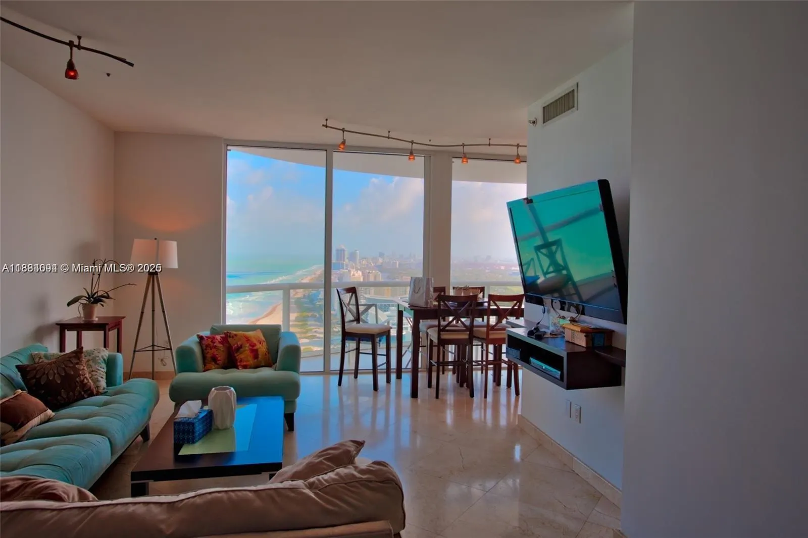 6365 Collins Ave, #4204