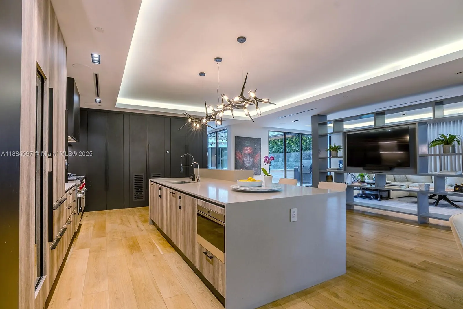 350 Meridian Ave, #PH