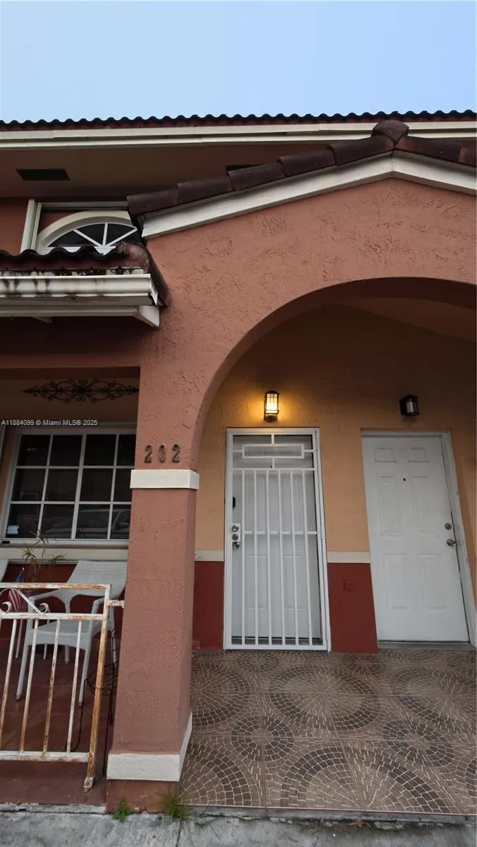 6873 W 36th Ave, #202
