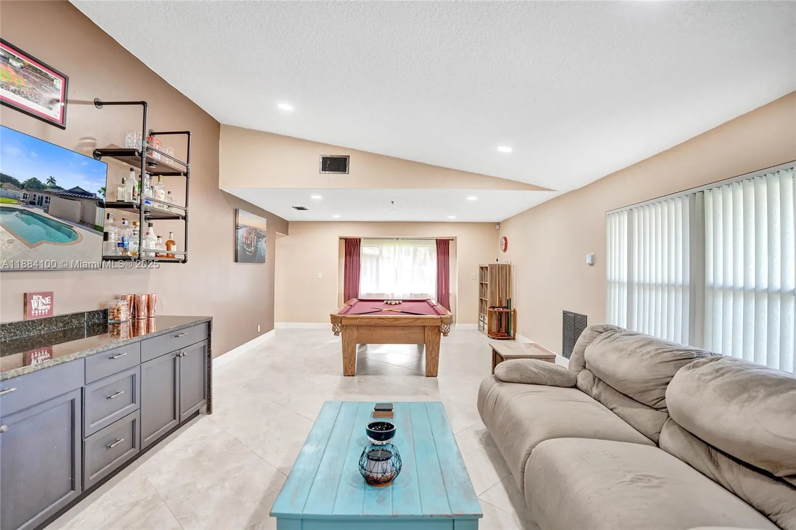 10419 NW 1st Pl