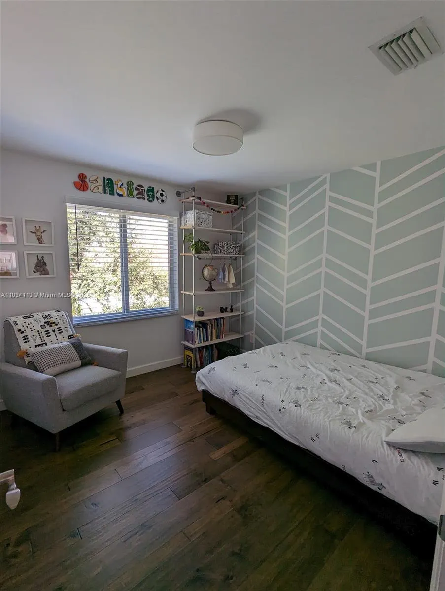 16005 Opal Creek Dr