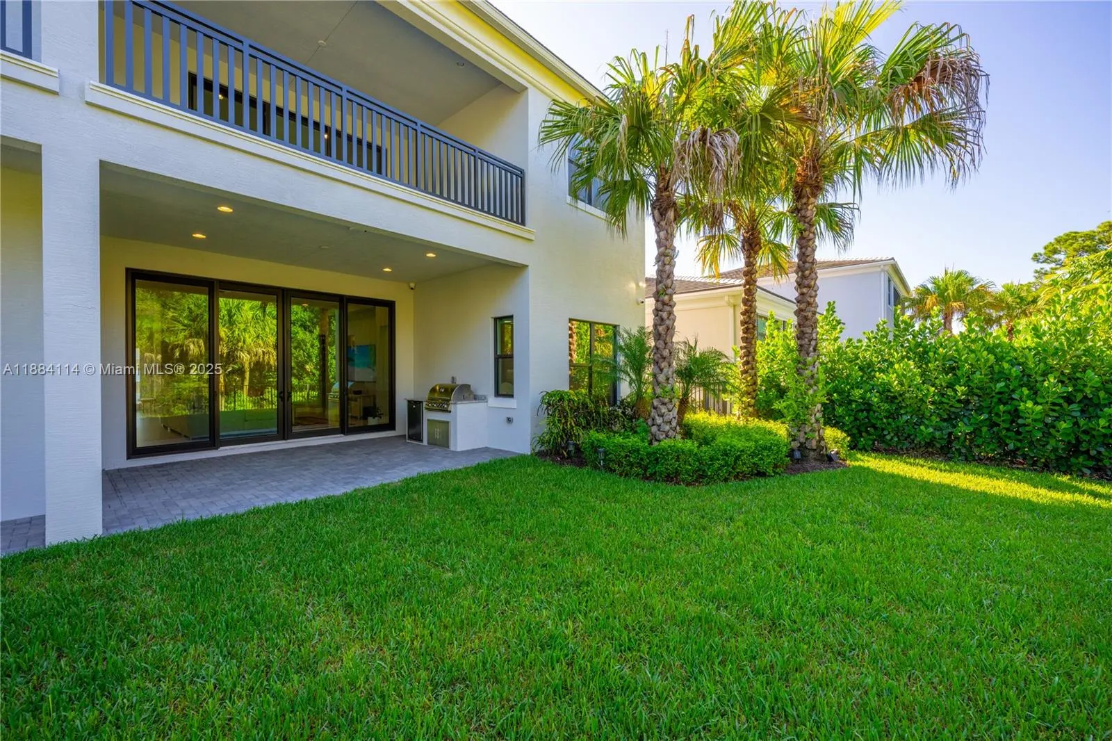 13402 Artisan Cir