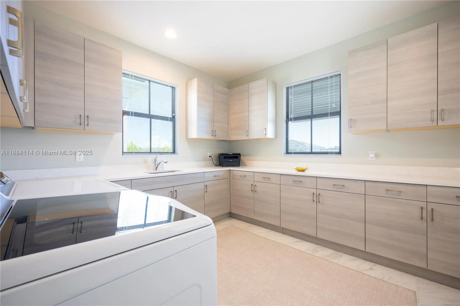 13402 Artisan Cir
