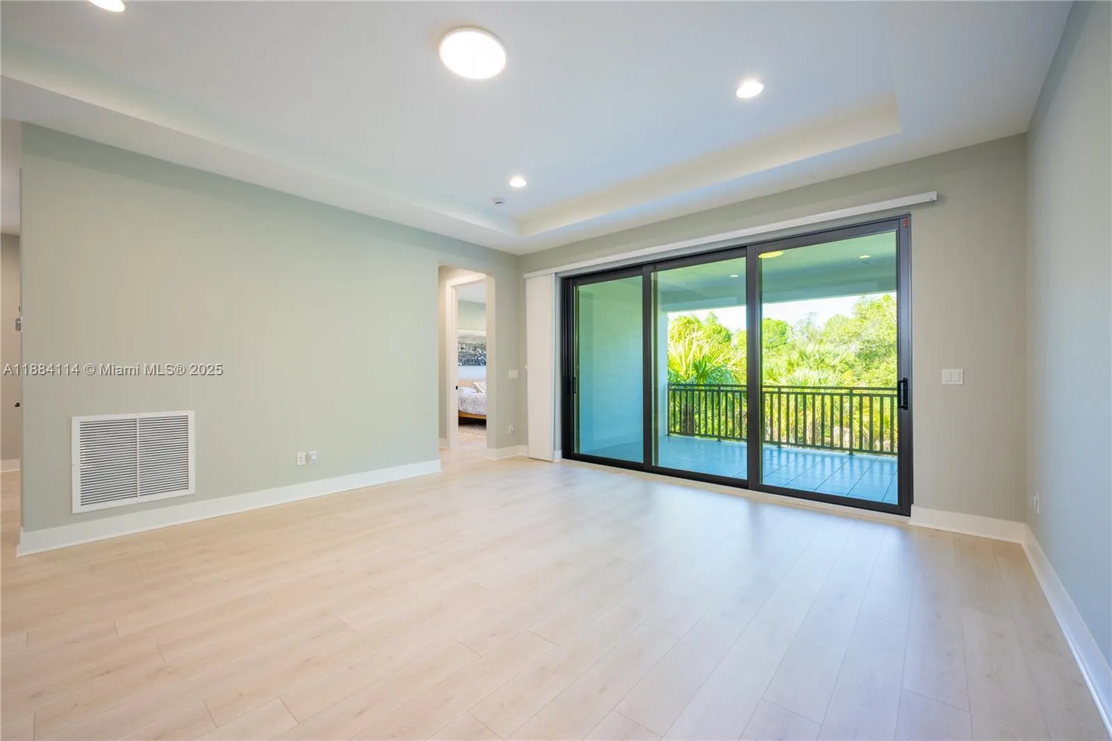 13402 Artisan Cir