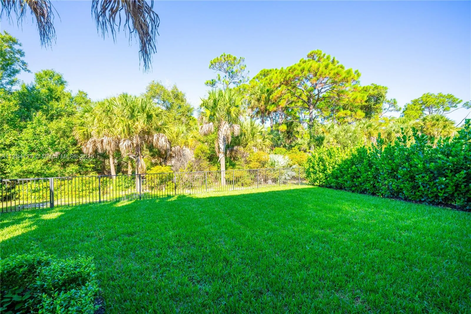 13402 Artisan Cir