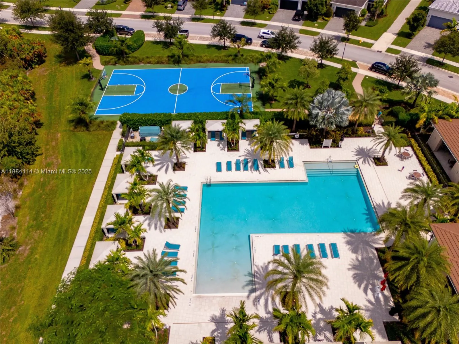 13402 Artisan Cir