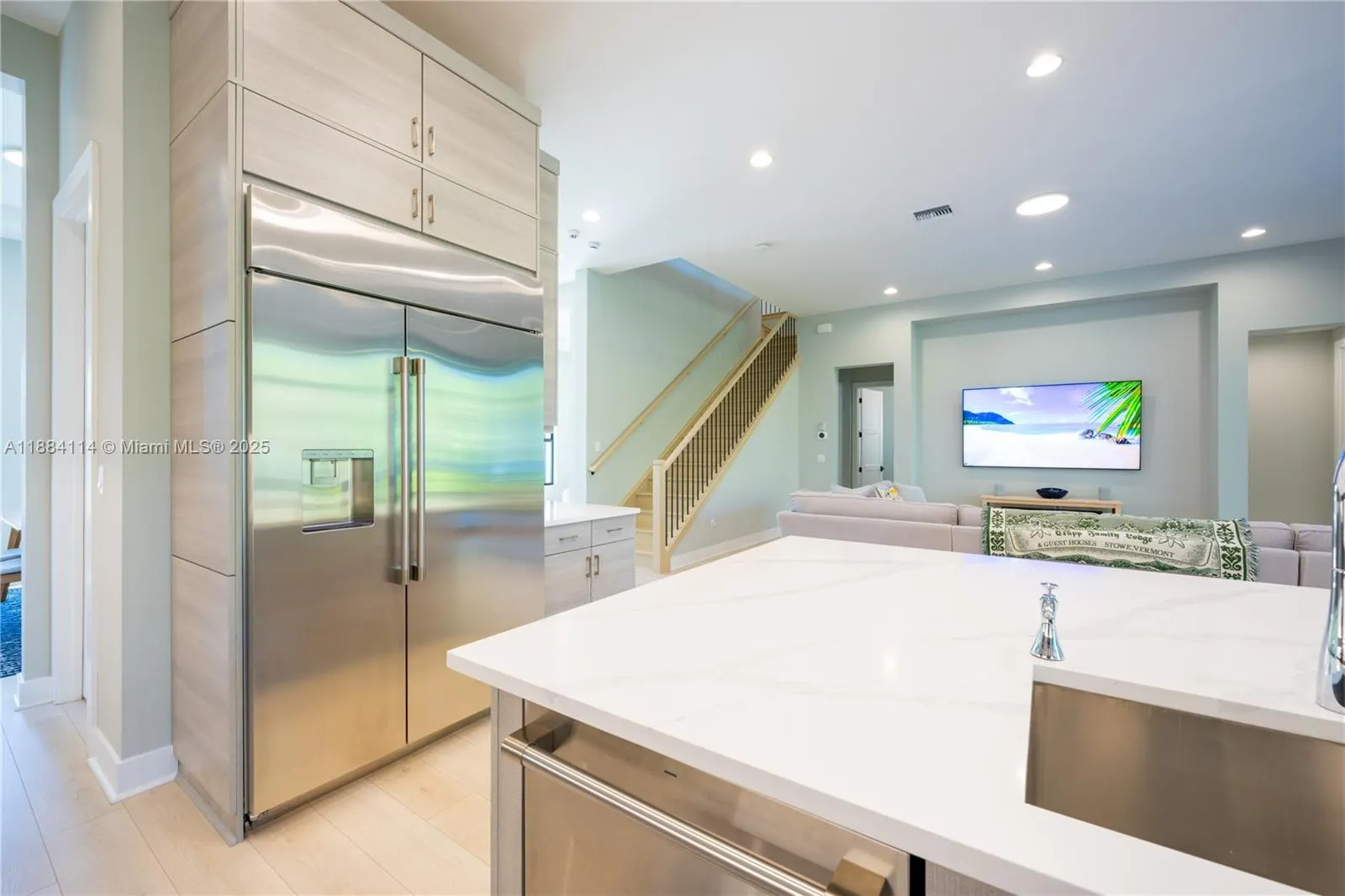 13402 Artisan Cir