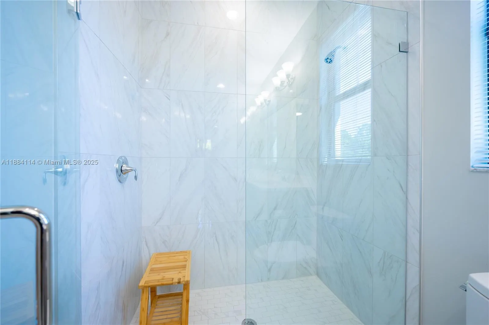 13402 Artisan Cir