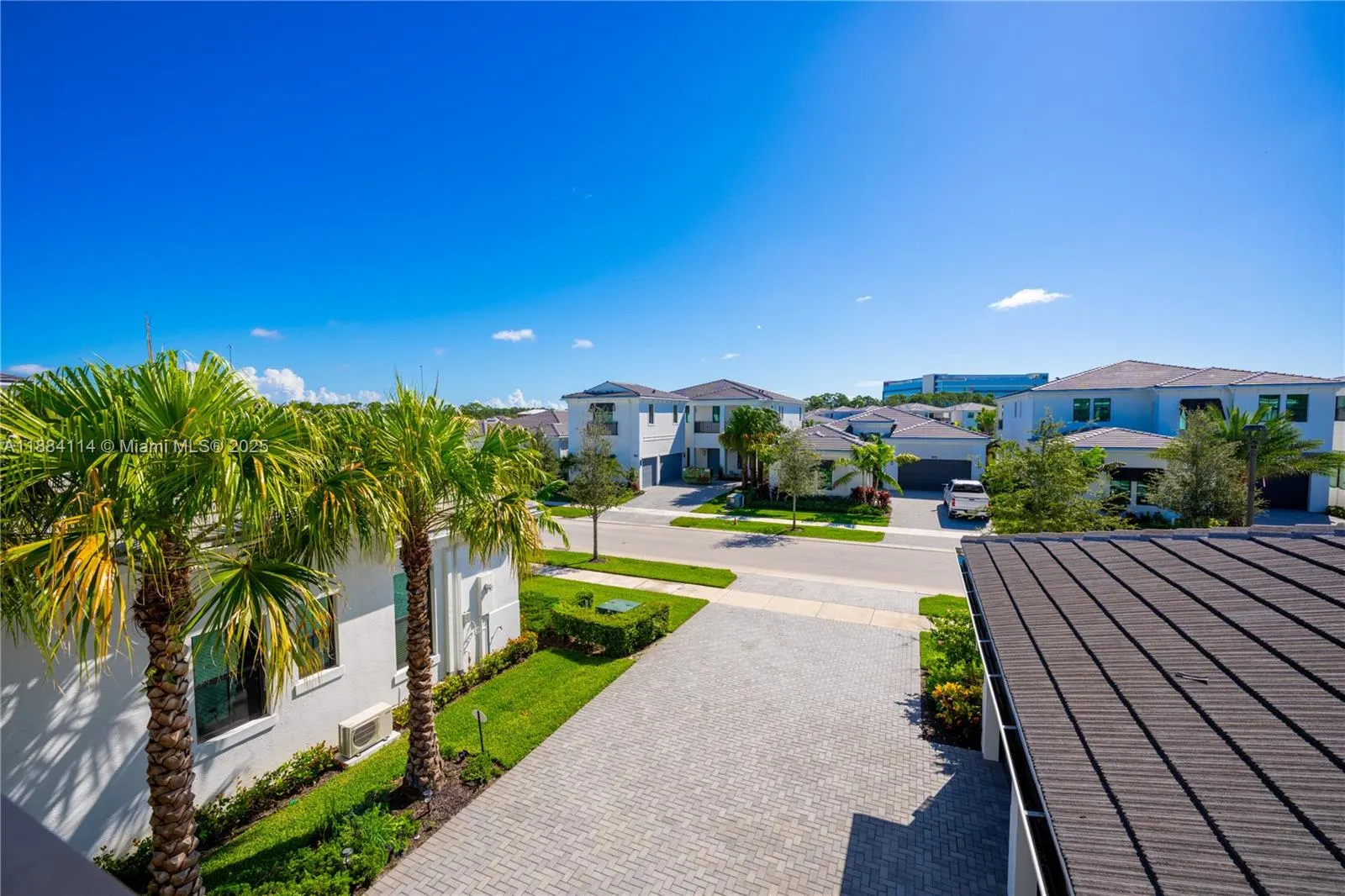 13402 Artisan Cir