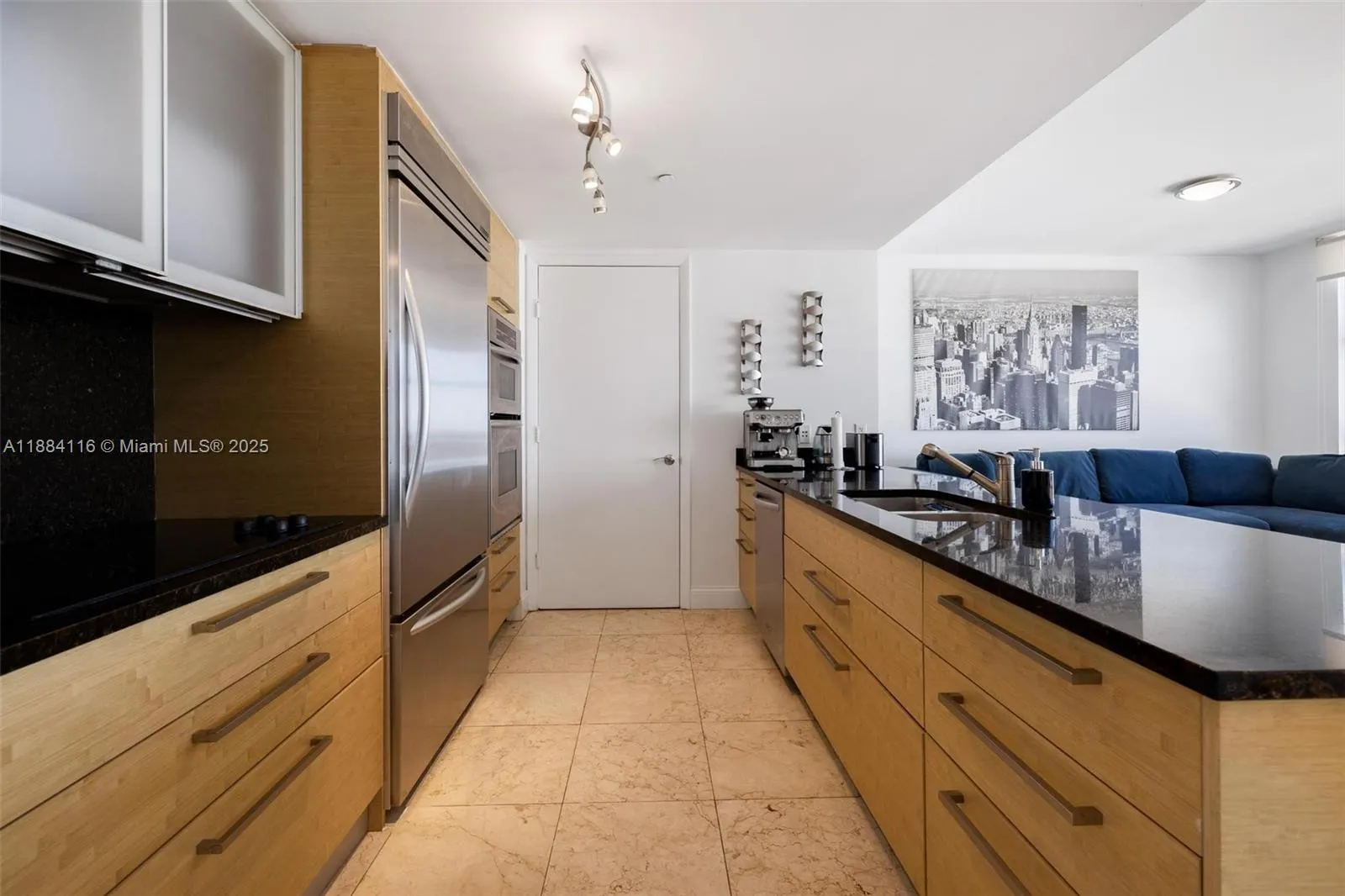 1830 S OCEAN DR, #4907
