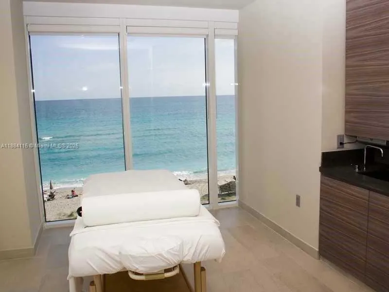 1830 S OCEAN DR, #4907