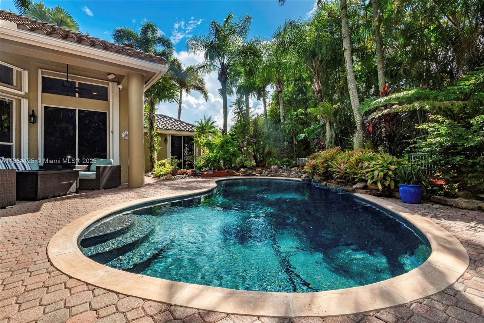 1100 SW 156th Ave