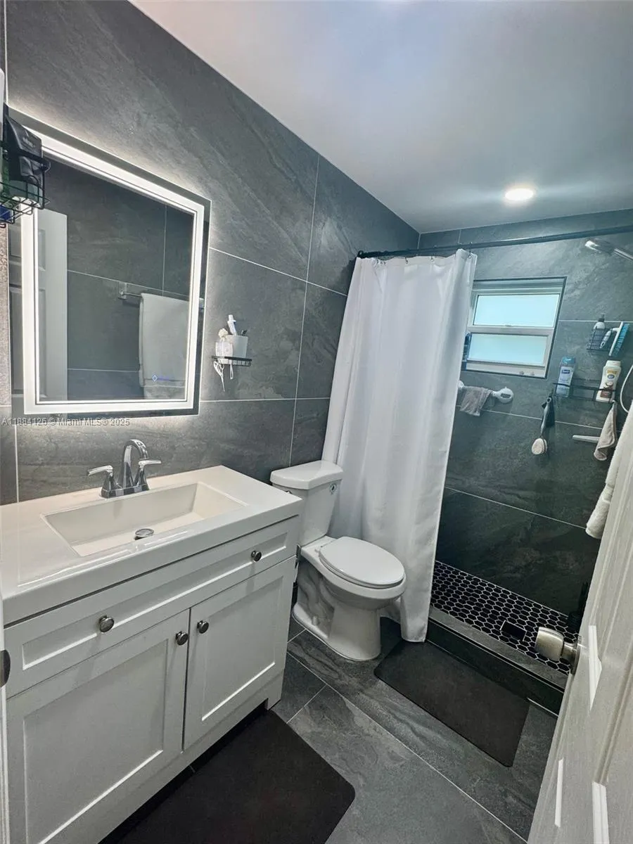 1431 S 14th Ave, #111