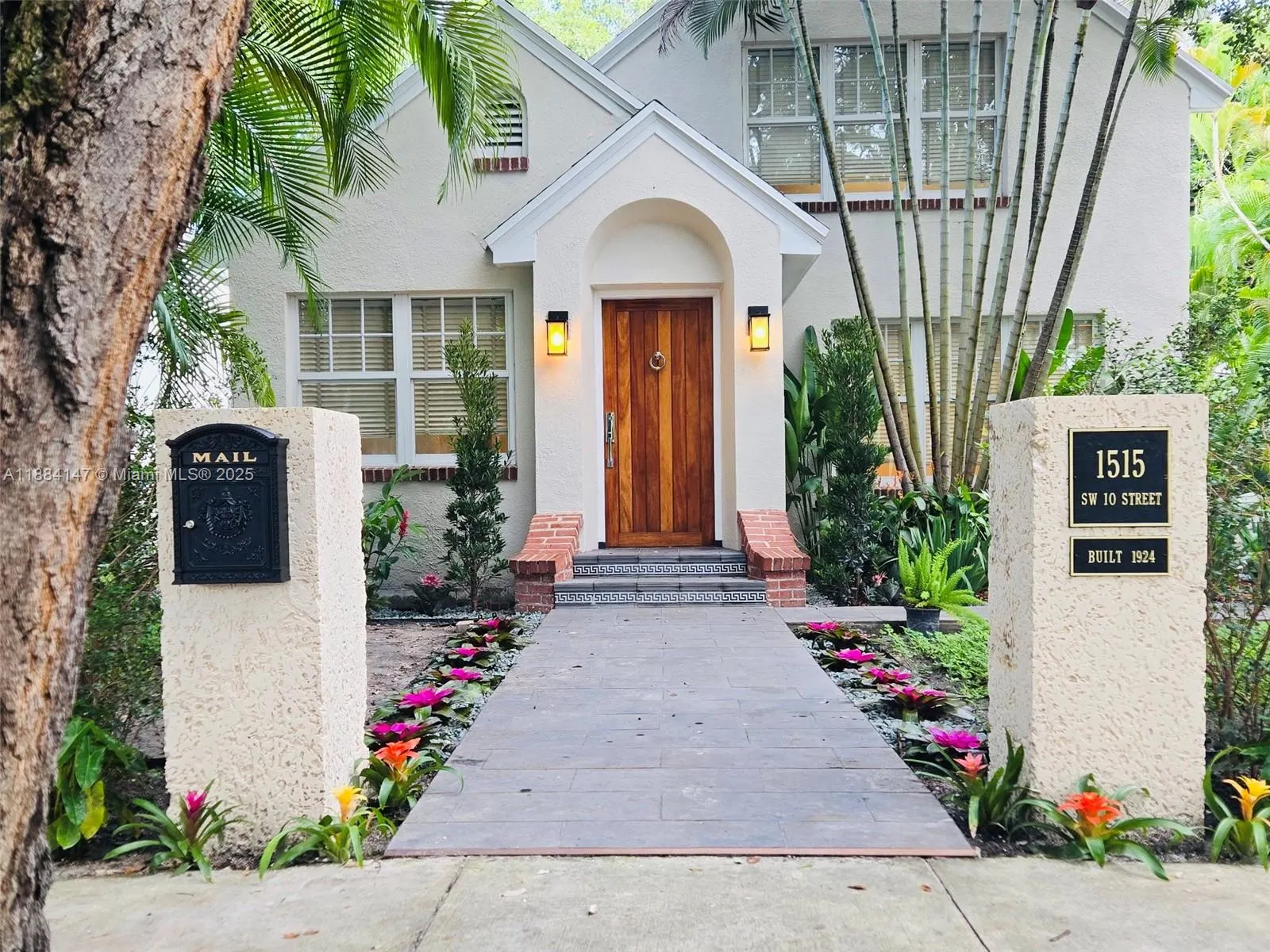 1515 SW 10th St