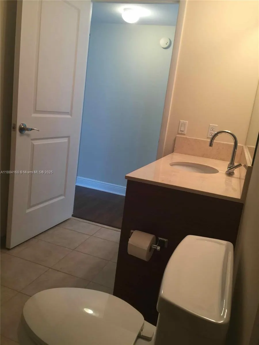 2641 N Flamingo Rd, #1705N