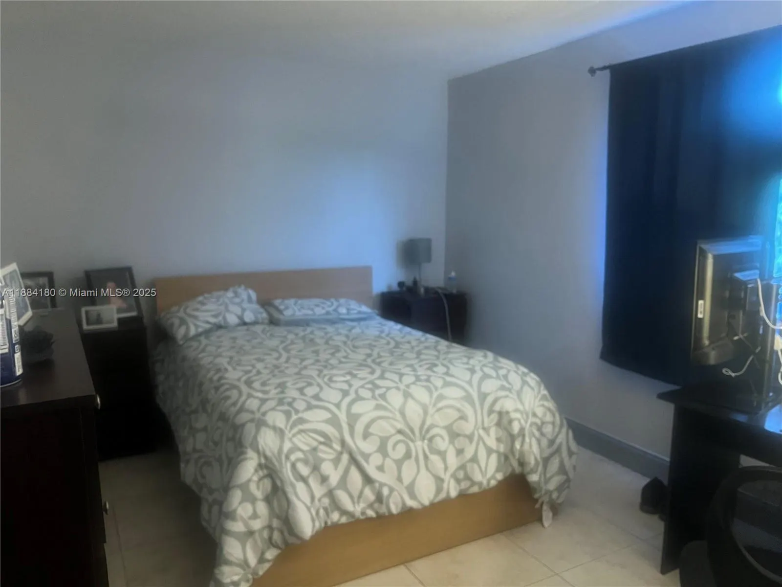 5320 NW 190th St