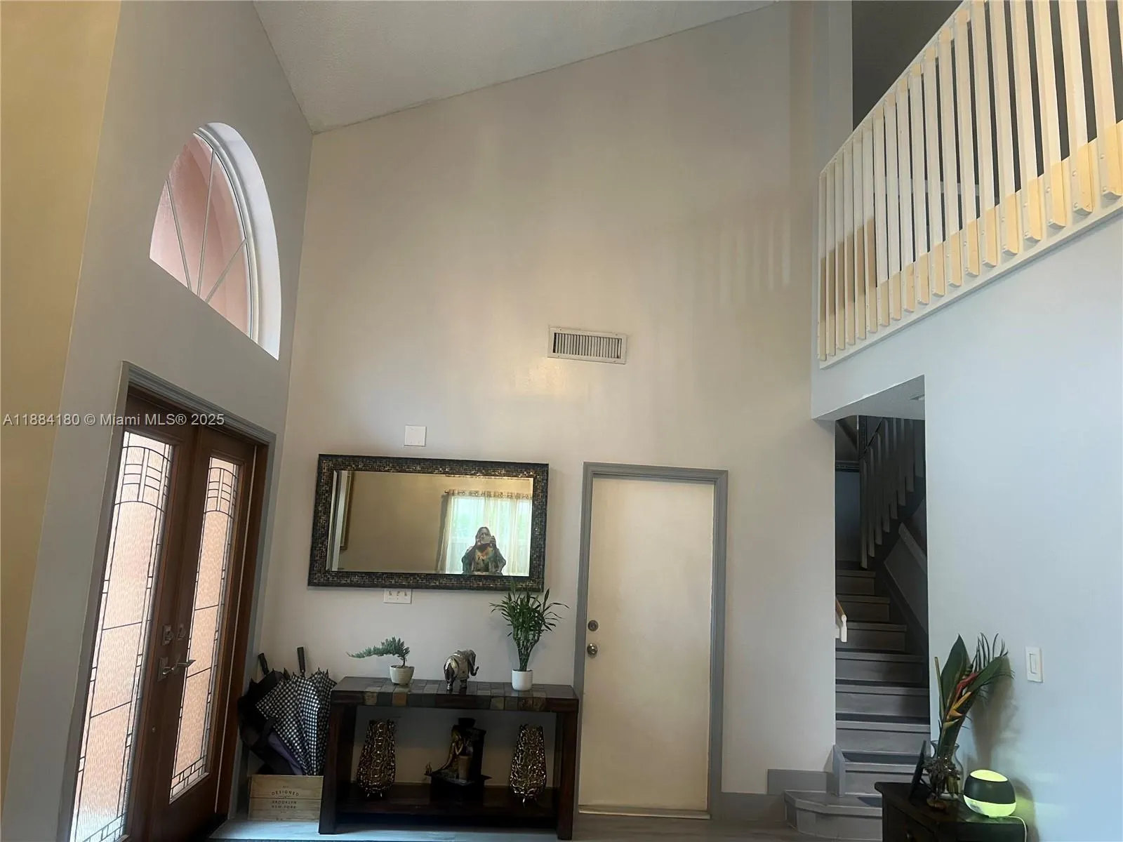 5320 NW 190th St