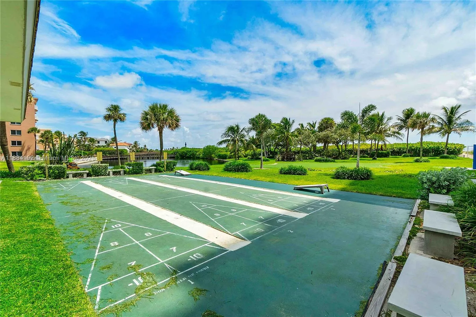 1630 N Ocean Blvd, #515