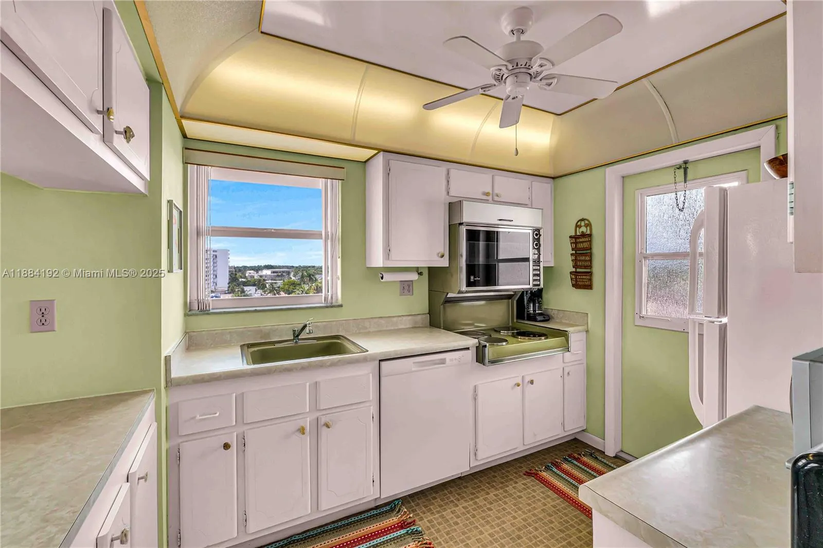 1630 N Ocean Blvd, #515