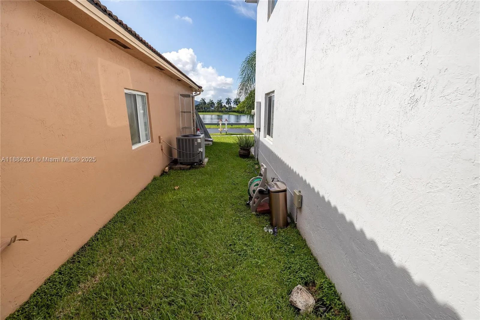 15981 SW 54th Ter
