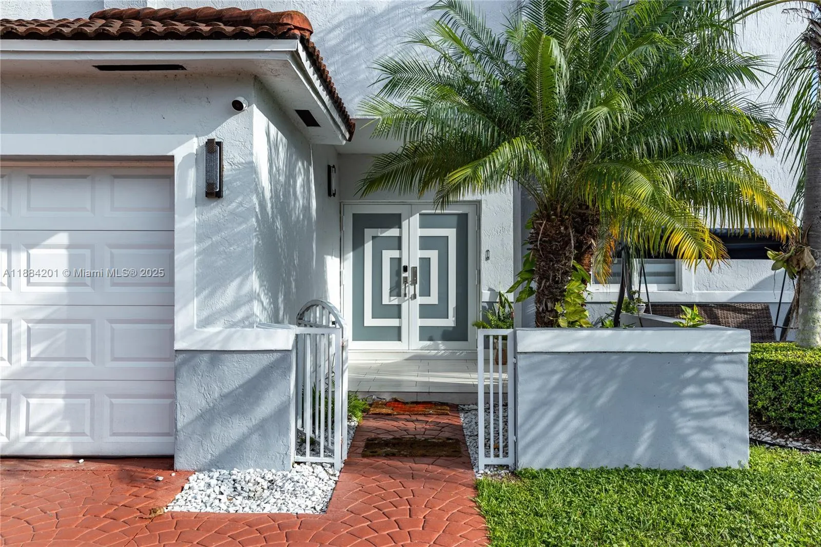 15981 SW 54th Ter