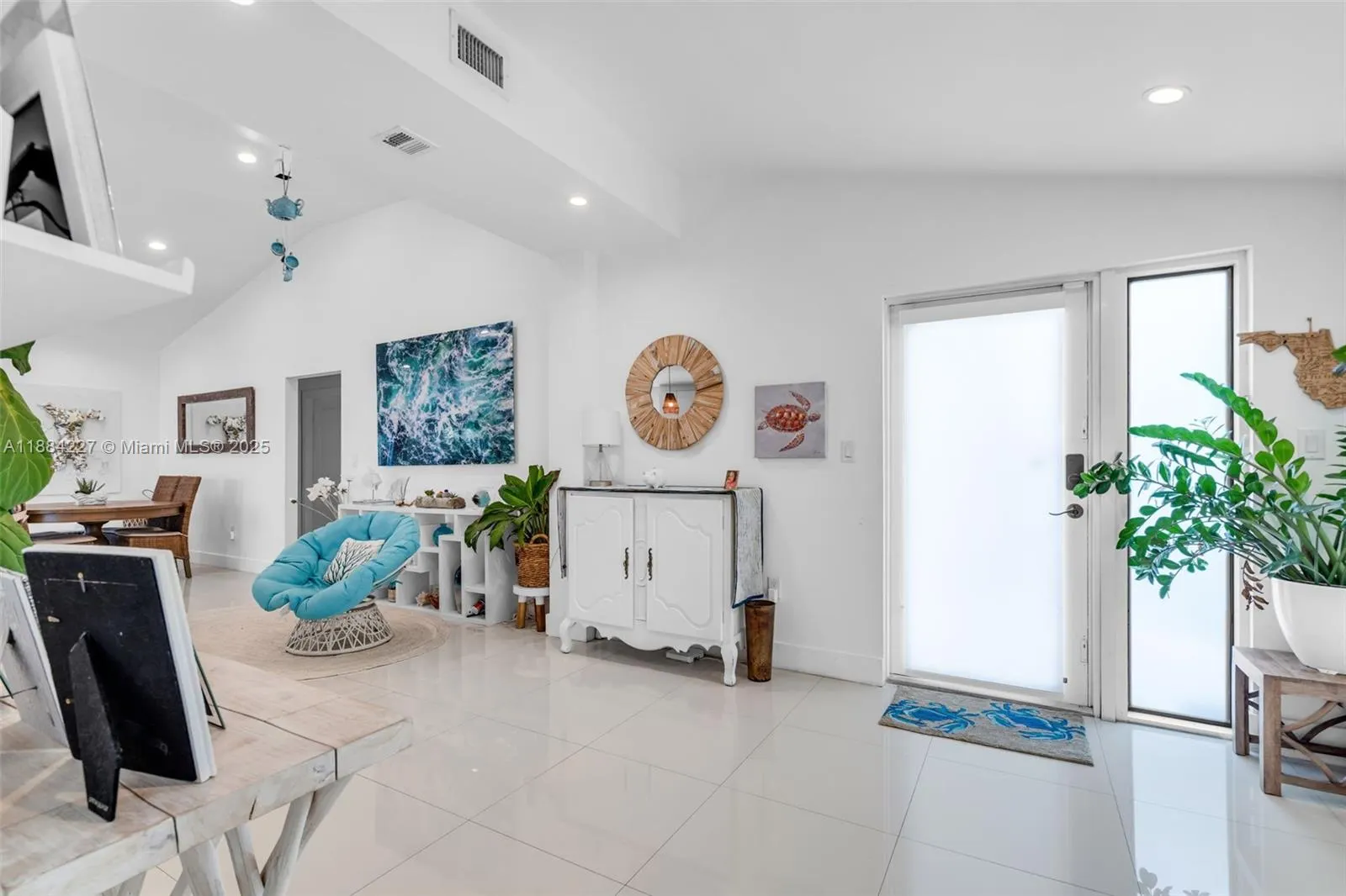 1571 Normandy Dr, #0