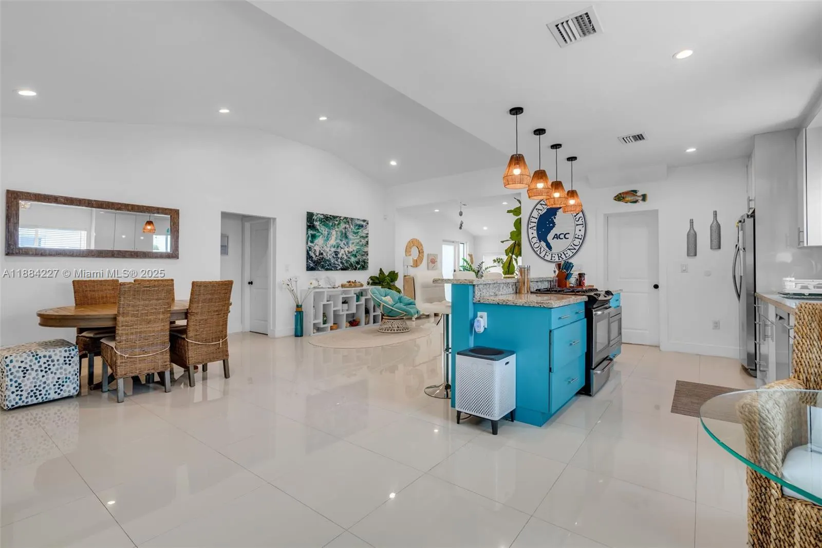 1571 Normandy Dr, #0