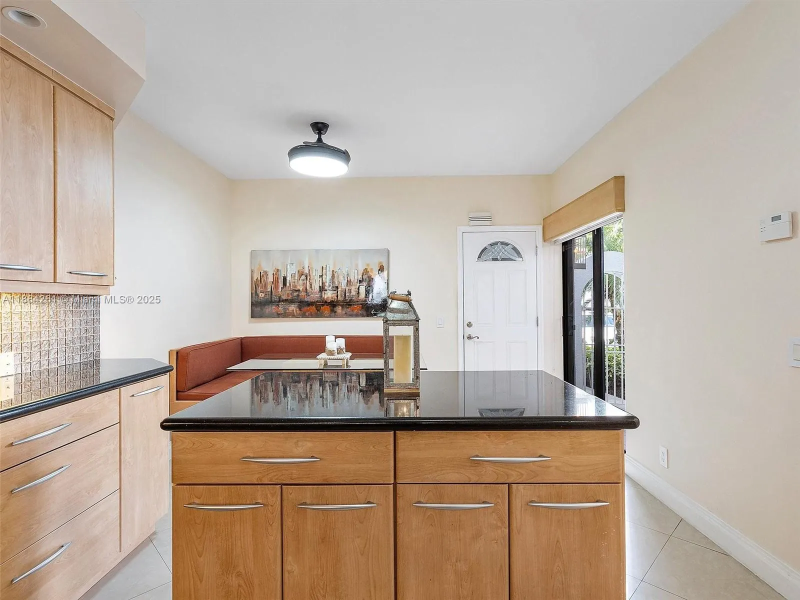 3620 Yacht Club Dr, #503