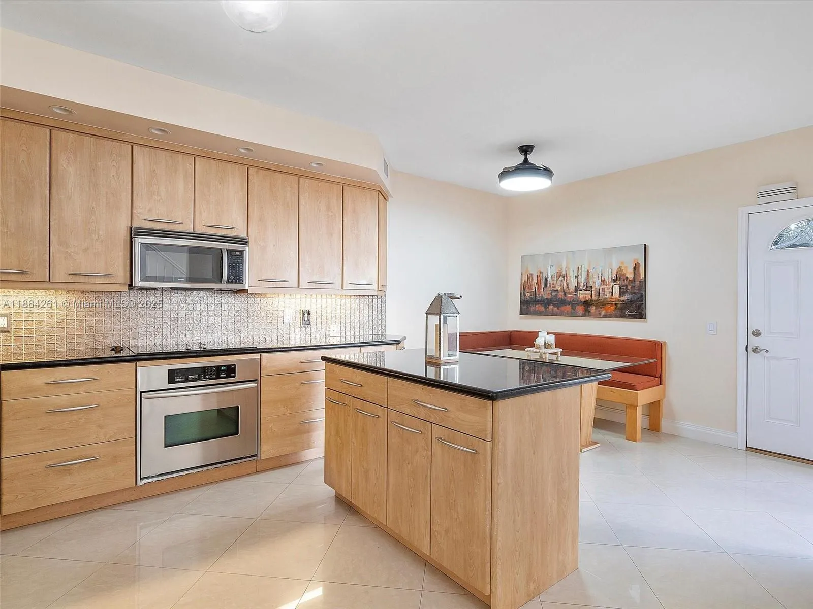 3620 Yacht Club Dr, #503