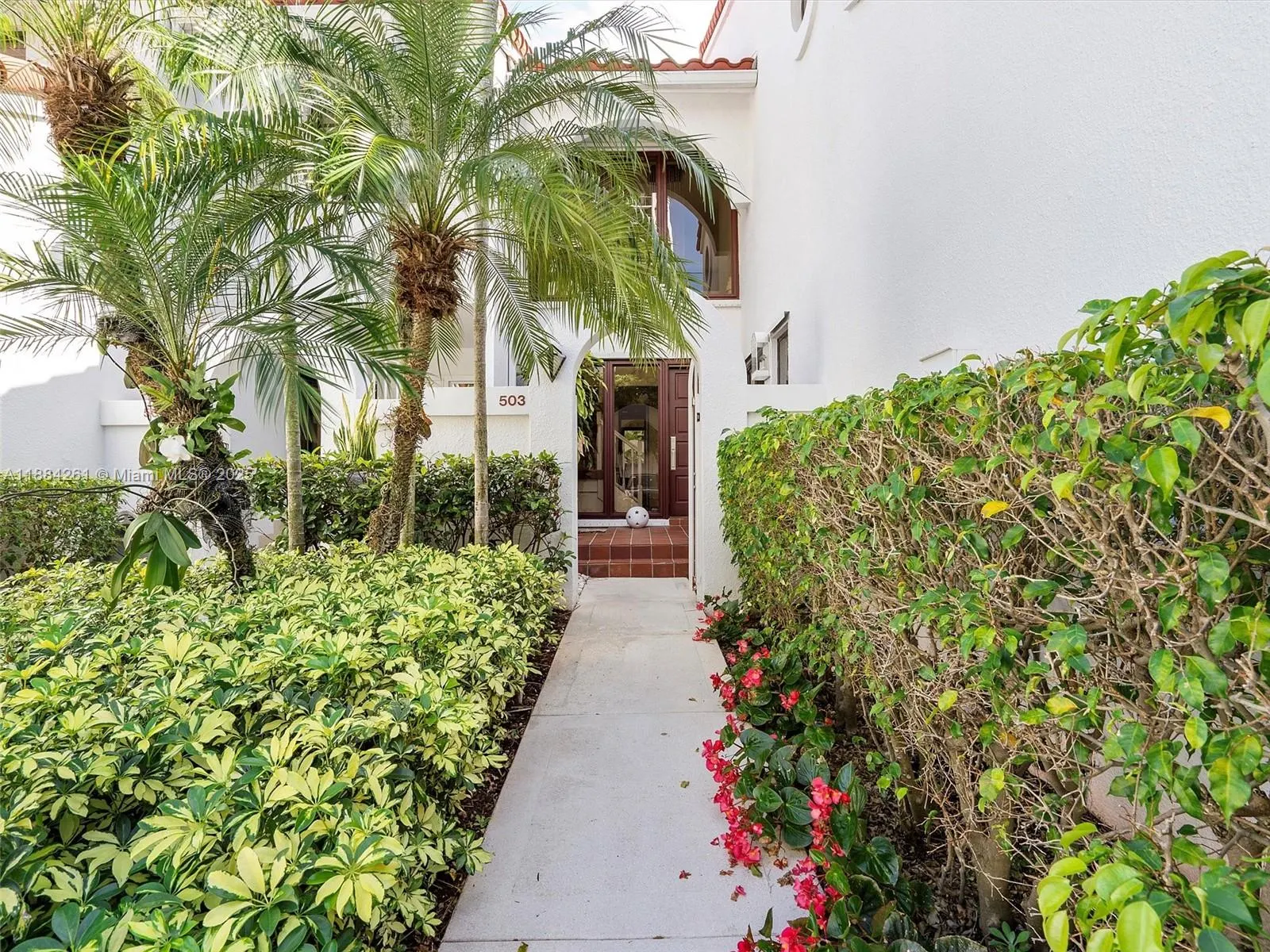 3620 Yacht Club Dr, #503