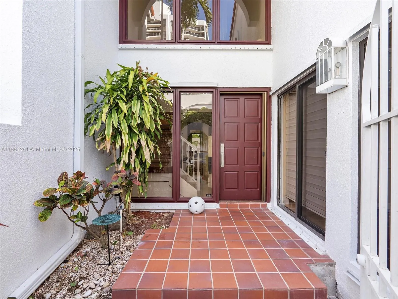 3620 Yacht Club Dr, #503