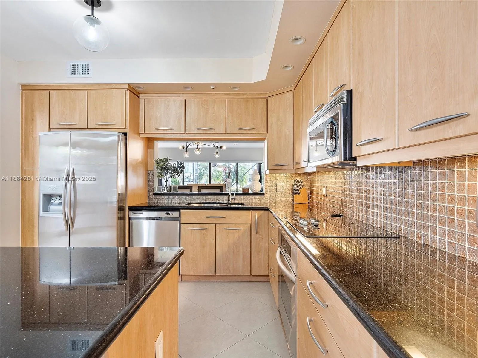 3620 Yacht Club Dr, #503